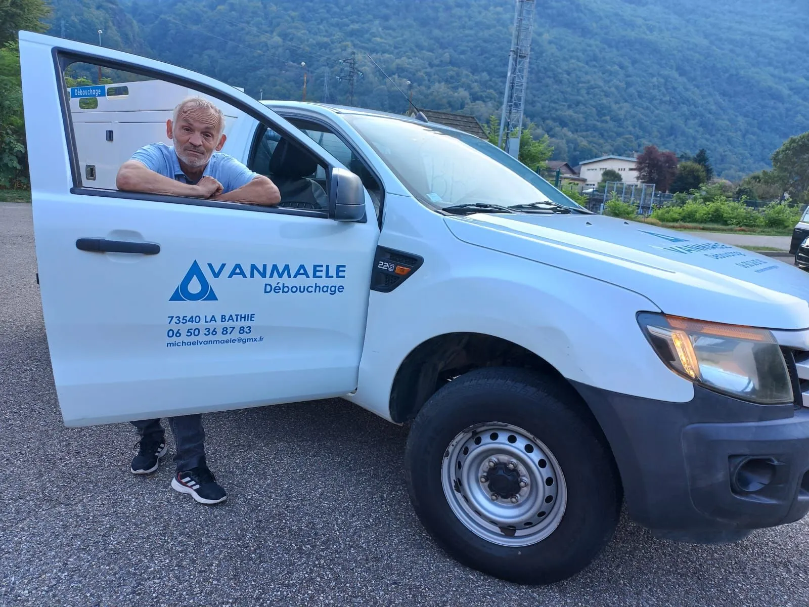 Michaël Vanmaele, gérant Vanmaele Débouchage, à La Bâthie
